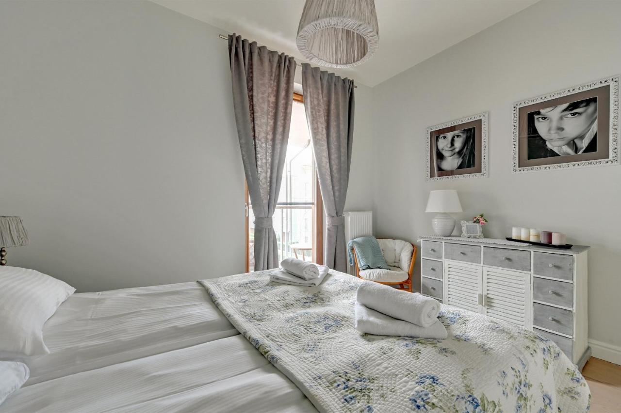 Apartments Riva - Nadmorski Dwor Premium Гданьск Экстерьер фото